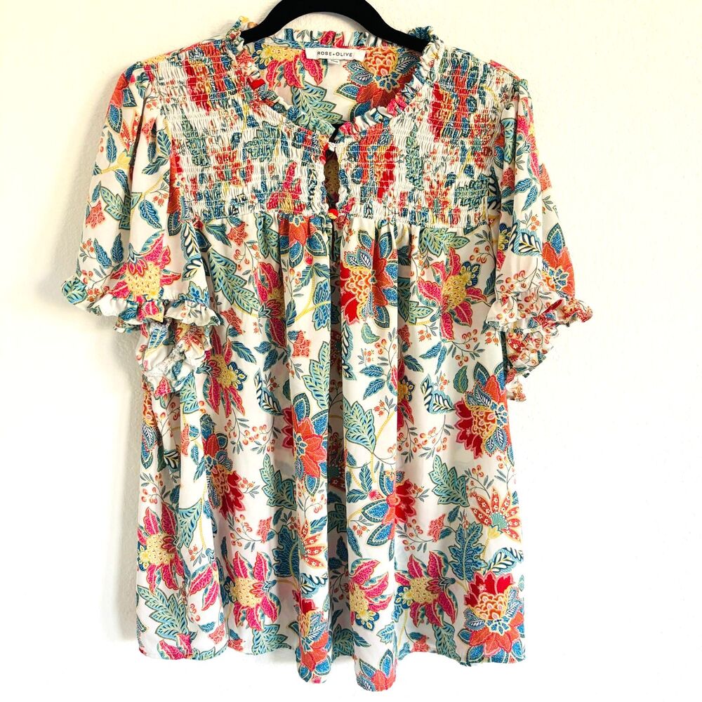 Rose + Olive Floral Smocked Blouse Ruffle Short Sleeve 1X Plus Boho Resort